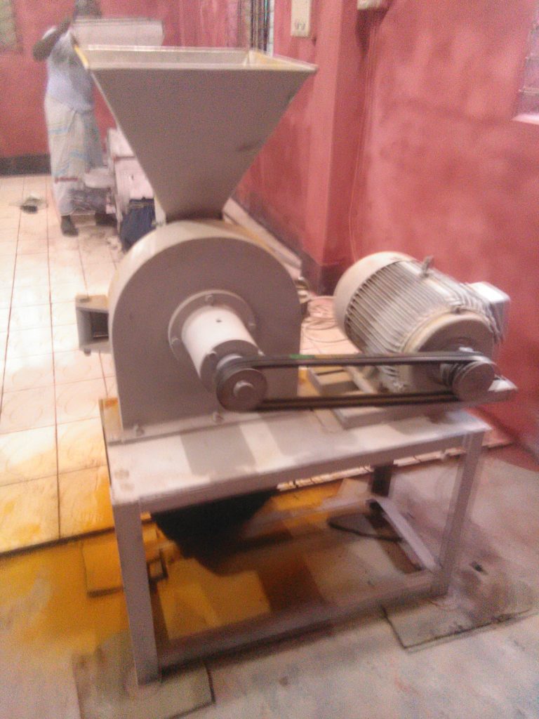 Crusher Machine Stainless Steel Hydraulic machine Bangladesh, Cone